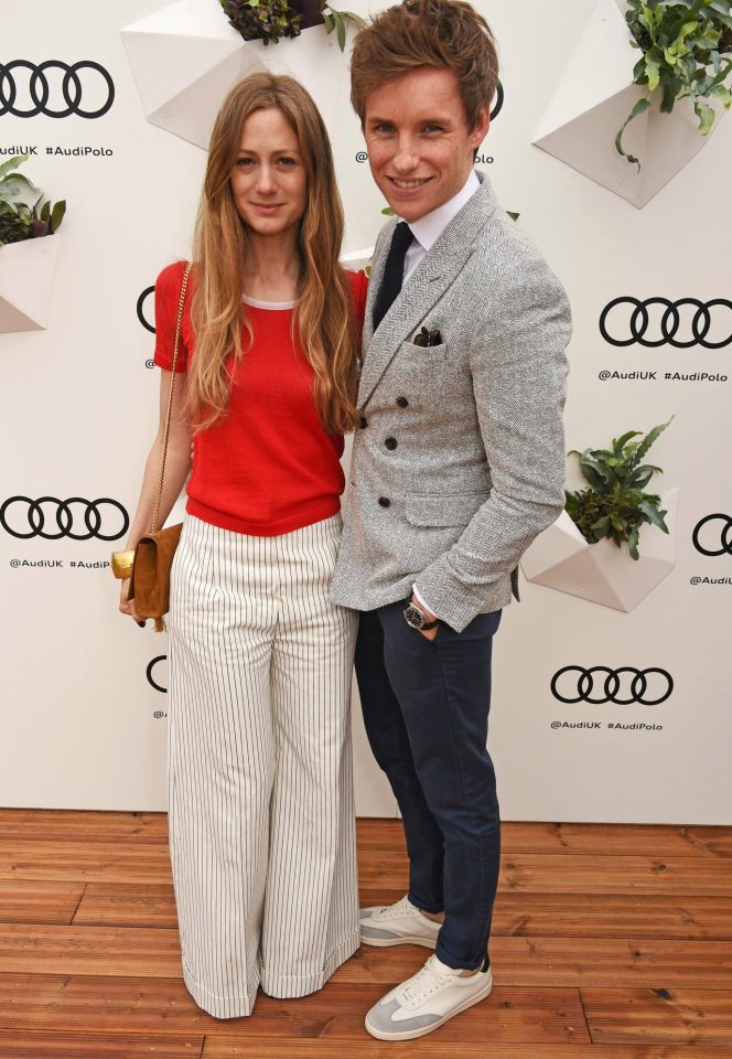  Oscar winner Eddie Redmayne poses for the camera with wife Hannah Bagshawe