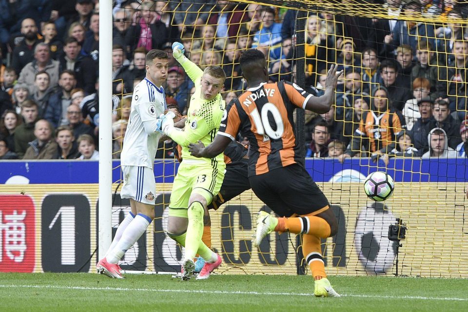  Alfred N'Diaye squandered a decent chance for Hull as they slipped to defeat against Sunderland