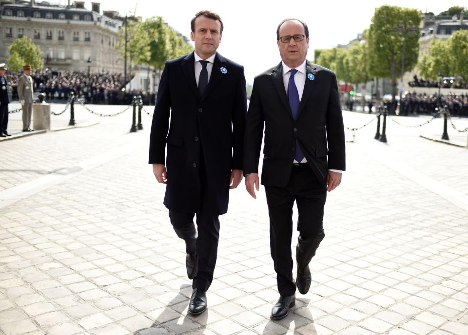  Europhiles Macron and Hollande were pictured together today in Paris