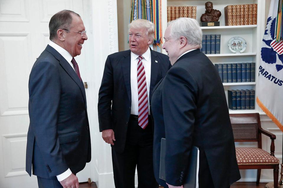  Trump meets Russian foreign minister Sergei Lavrov (left) and ambassador Sergey Kislyak (right)