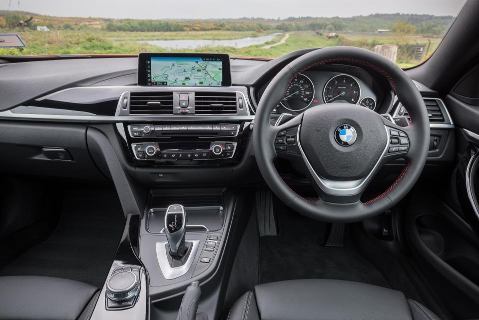  Dashboard includes BMW’s sixth-generation sat nav with a glossy 6.5-inch screen