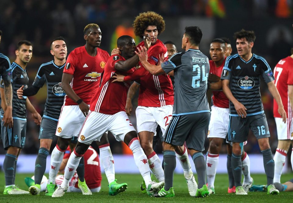  Eric Bailly and Facundo Roncaglia were both sent off and carried on arguing