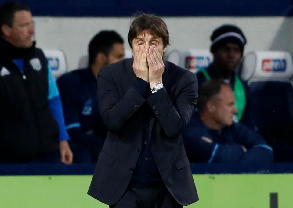  Antonio Conte looks on in frustration as West Brom make things difficult