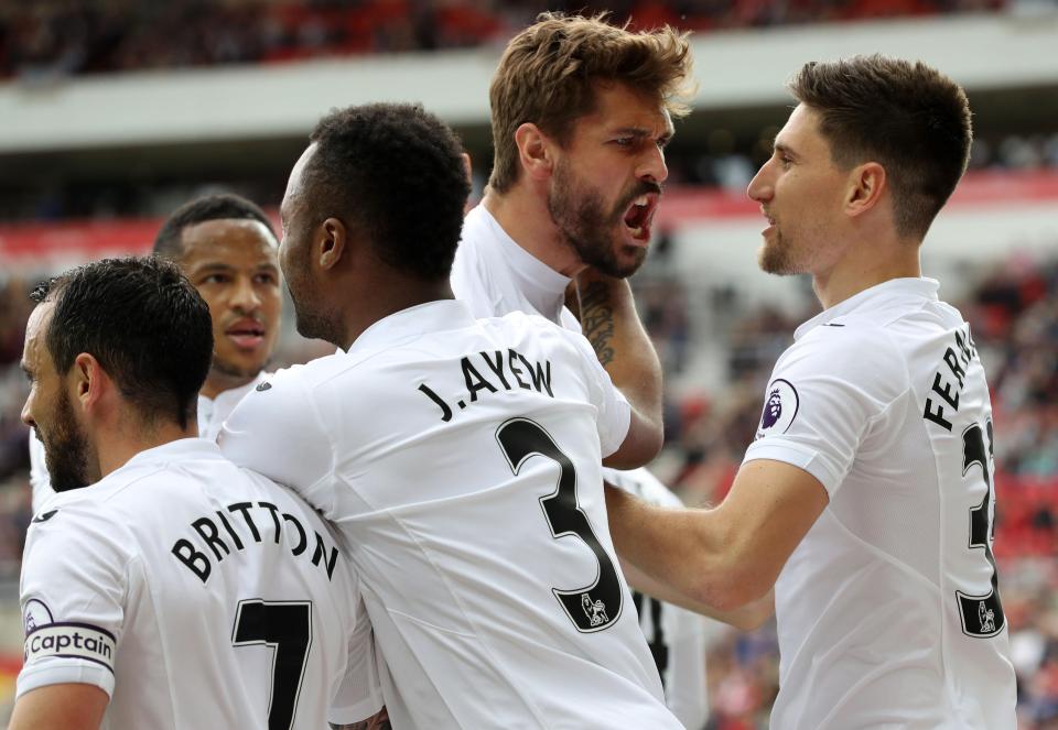  Fernando Llorente reacts after he opened the scoring against the Black Cats - his 14th Premier League goal of the season