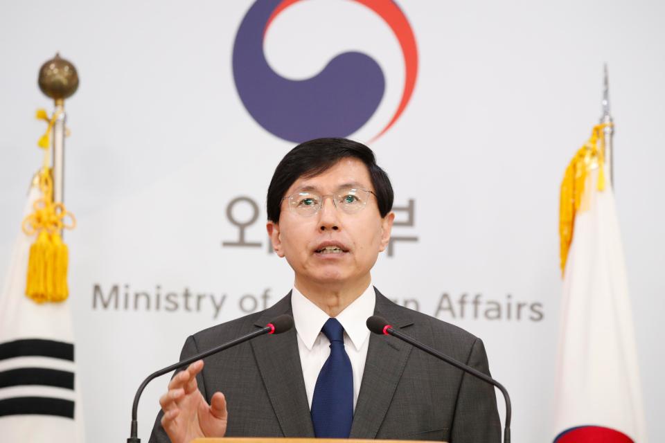  Cho June-Hyuck, spokesman for the Ministry of Foreign Affairs for South Korea, condemns the recent test