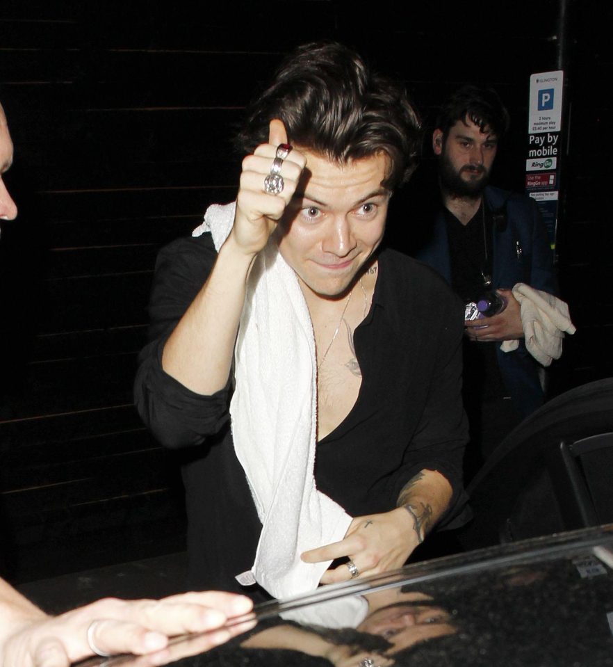  Harry leaves fans wanting more after the intimate show at The Garage in Islington