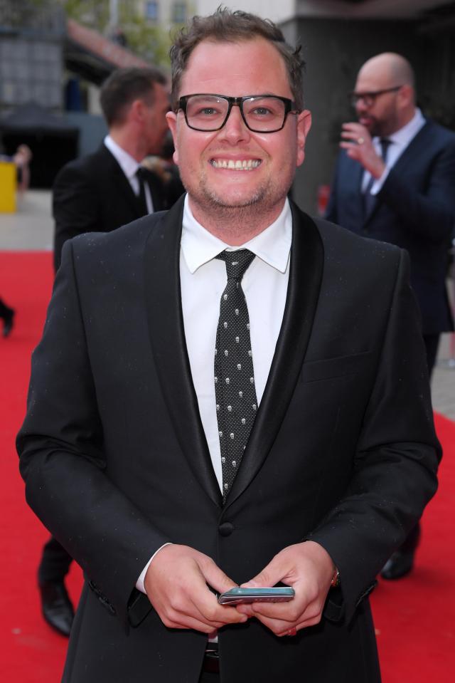  Alan Carr is outraged over transphobic abuse that Caitlyn Jenner suffered