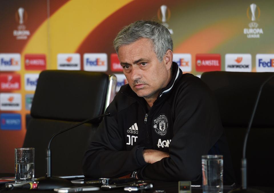  Mourinho is determined to strengthen in the centre of the park