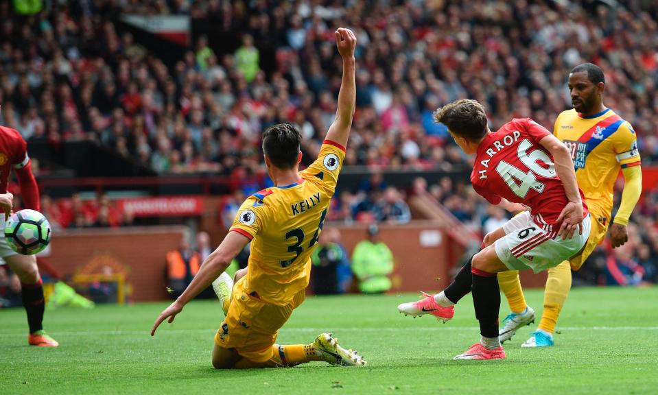  Josh Harrup scores on his Manchester United debut against Crystal Palace