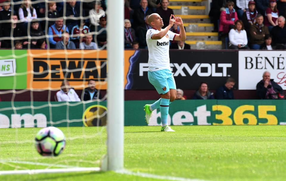  Sofiane Feghouli started the comeback for the Hammers