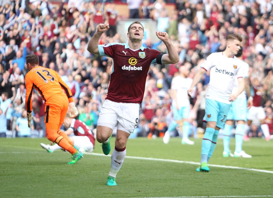  Sam Vokes celebrates opening the scoring for Burnley