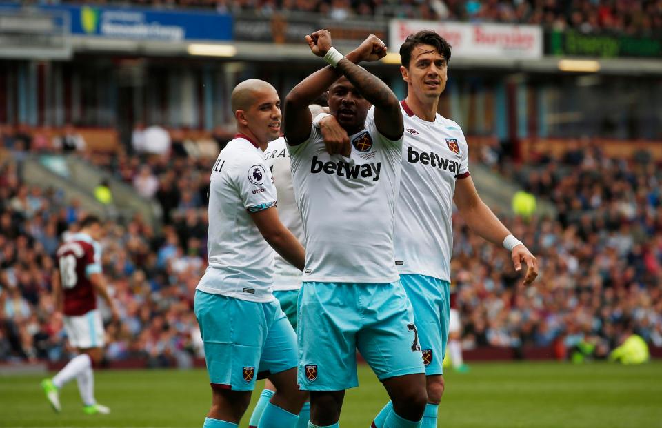  Andre Ayew celebrates scoring the winning goal