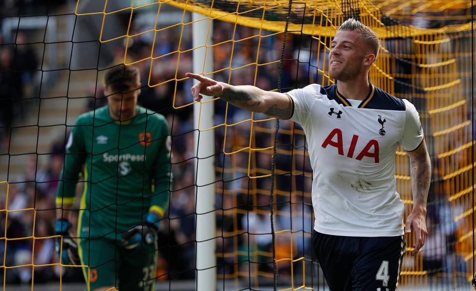  Tottenham's Toby Alderweireld celebrates scoring their seventh goal against Hull