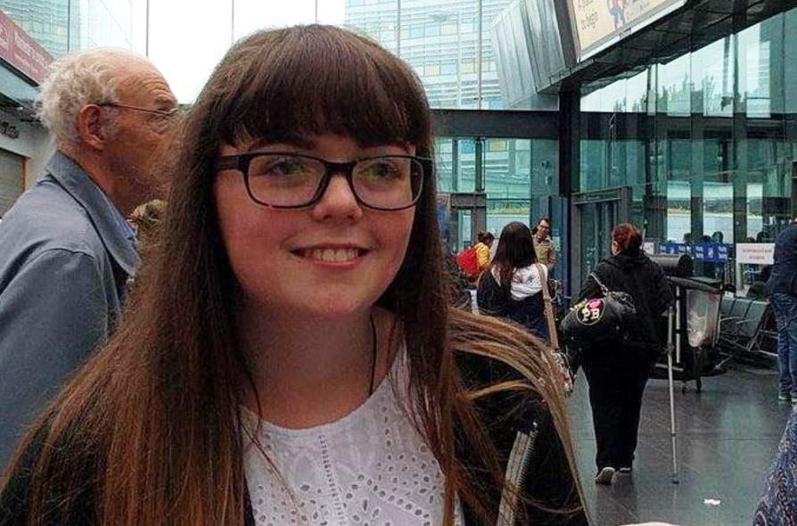  Georgina Callander, 18,  reportedly pictured outside the arena before Monday night's concert