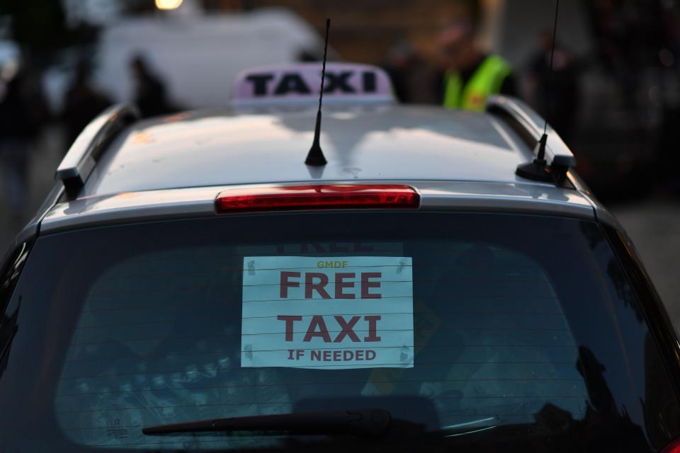  Taxi drivers offered free lifts to get people to safety