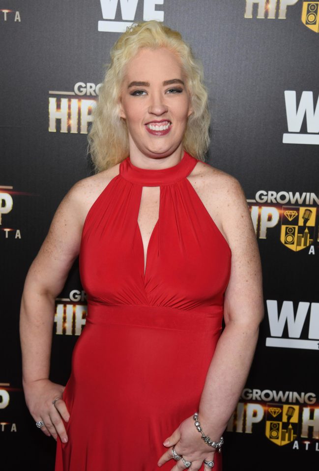  Mama June was all smiles in her red dress at the premiere