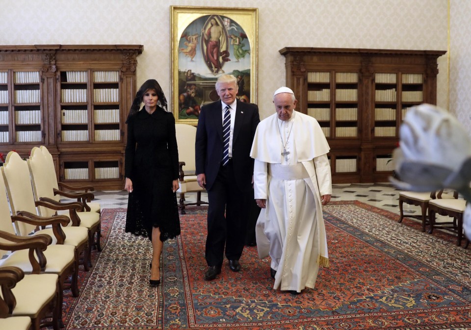 Melania and Donald Trump meet Pope Francis