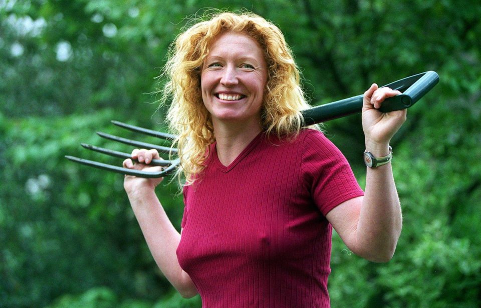  Charlie Dimmock became a sex symbol in the 90s