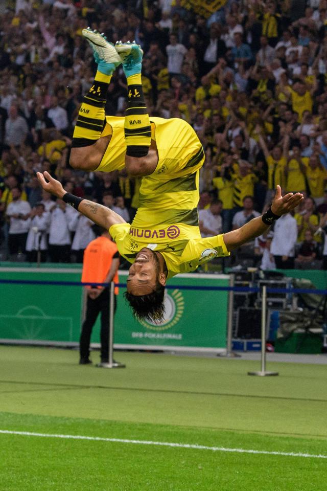  Pierre-Emerick Aubameyang has joined Paris Saint-Germain for £70million