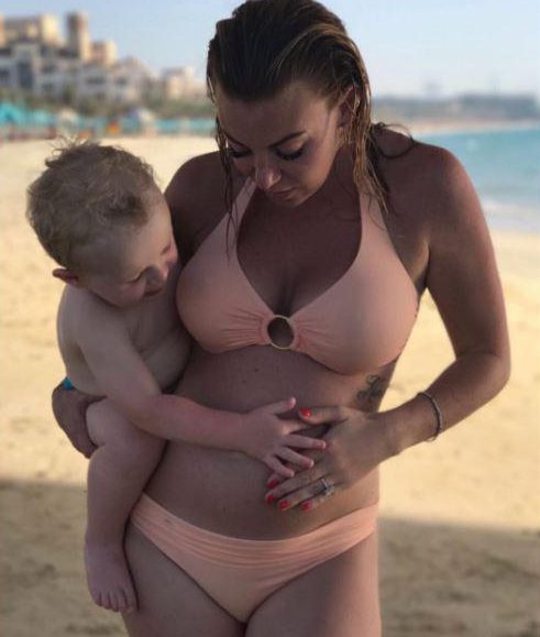  Billi Mucklow is pregnant with her second child