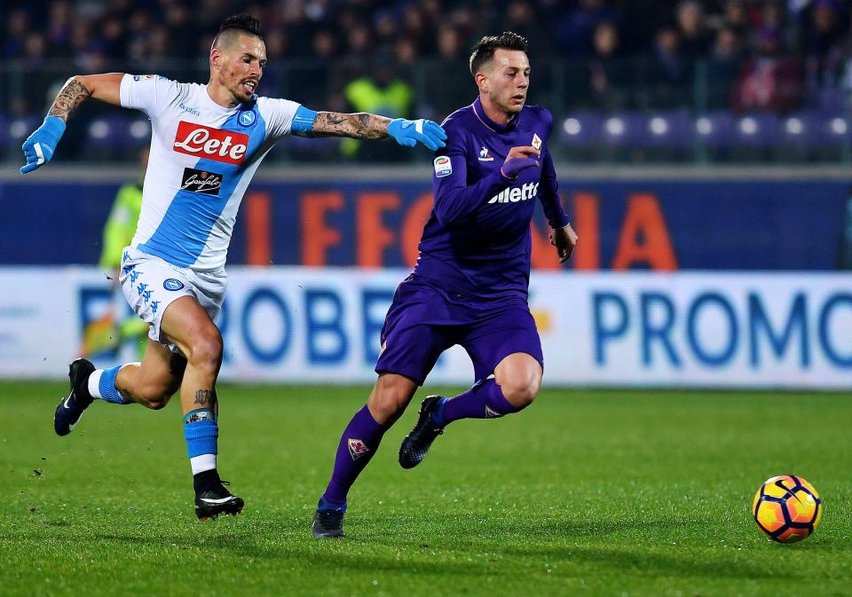  Federico Bernadeschi runs away from Marek Hamsik during tense encounter