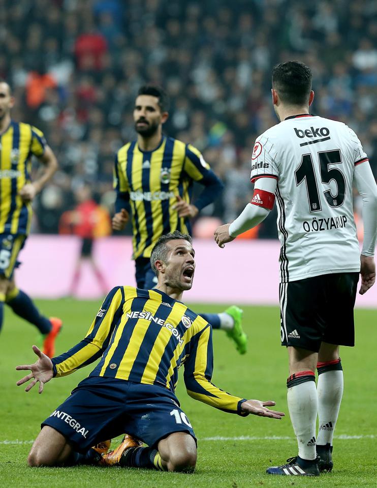  Robin van Persie is among the strikers expected to leave Fenerbahce this summer