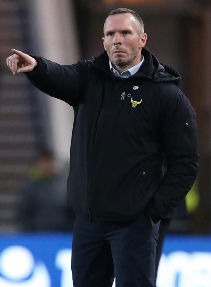  Oxford boss Michael Appleton is set to be named as the Leicester No 2