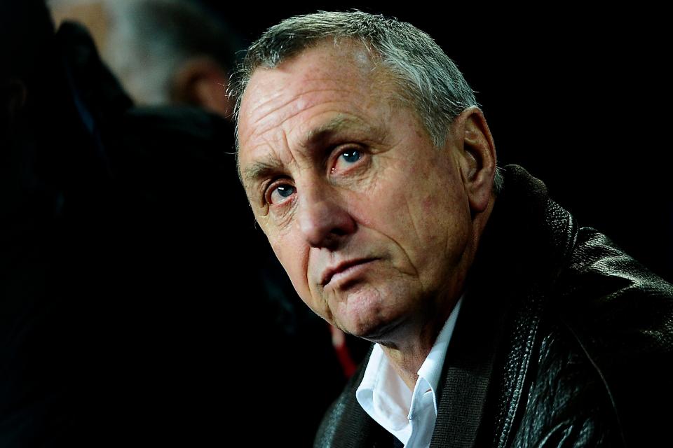  Dutch legend Johan Cruyff tragically passed away from cancer in March 2016