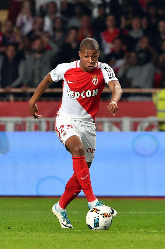  Real Madrid and Arsenal are also keen on signing Kylian Mbappe