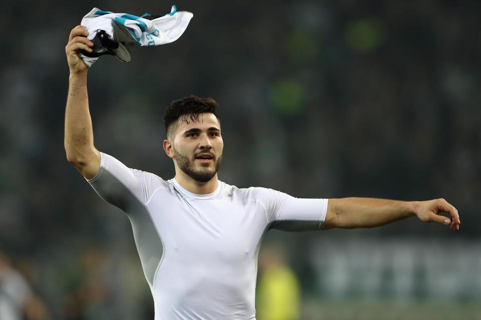  Sead Kolasinac is officially an Arsenal played after club confirmed deal