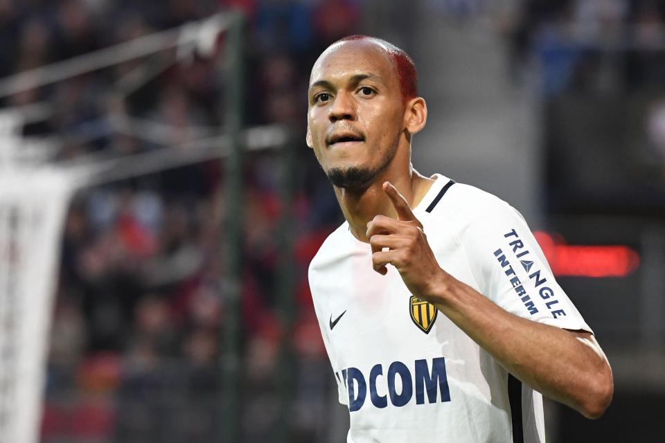  Manchester United are pursuing a deal for Monaco superstar Fabinho