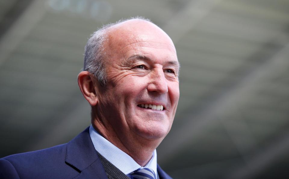  Tony Pulis will look to build on last season's top half finish