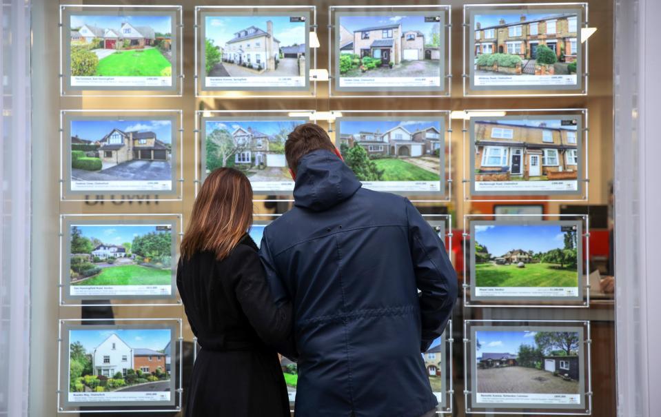  The average property price in London at the end of April stood at £615,838