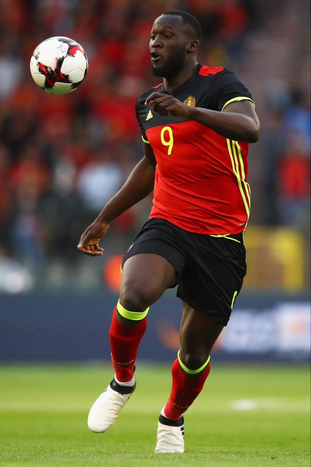  Romelu Lukaku has his heart set on a move back to Chelsea from Everton