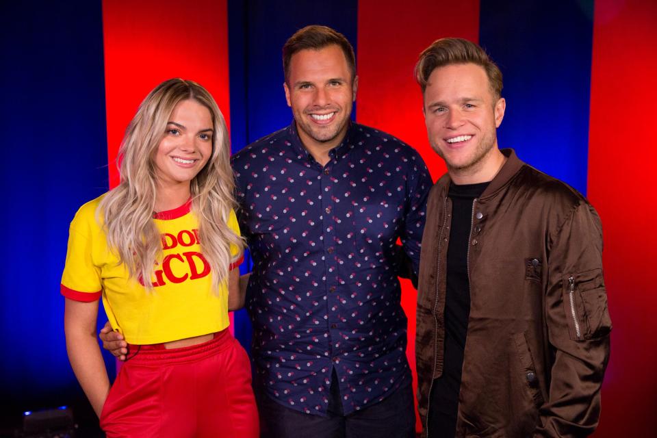  Olly Murs and Louisa Johnson have a treat for fans on my Facebook page