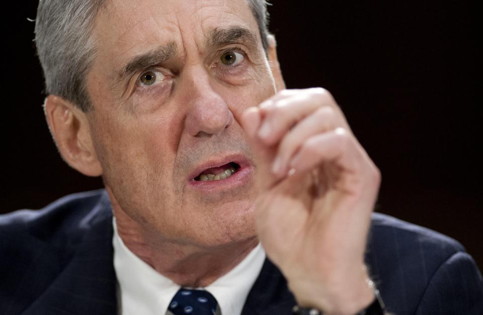  Ex-FBI boss Robert Mueller is the special counsel leading a Justice Department probe into alleged links between the Russian government and Trump's 2016 election campaign