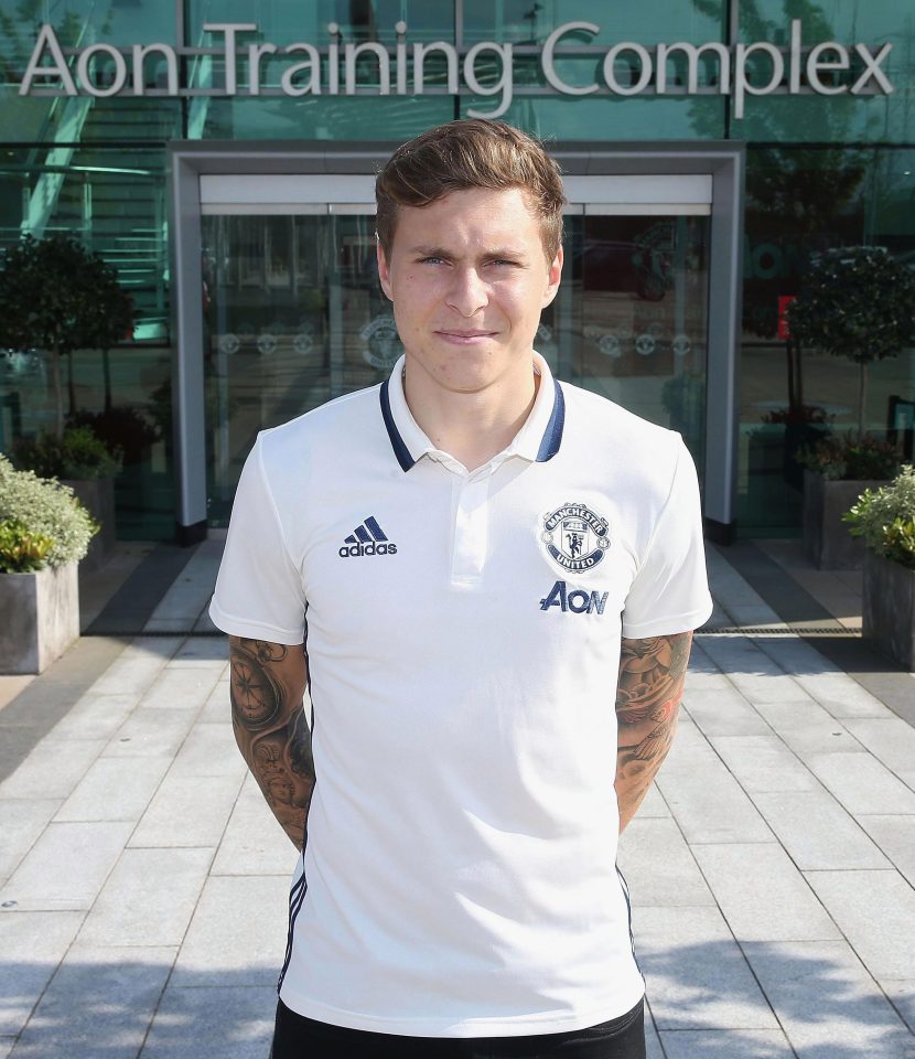  Victor Lindelof says he cannot wait to help United and Mourinho to win more trophies