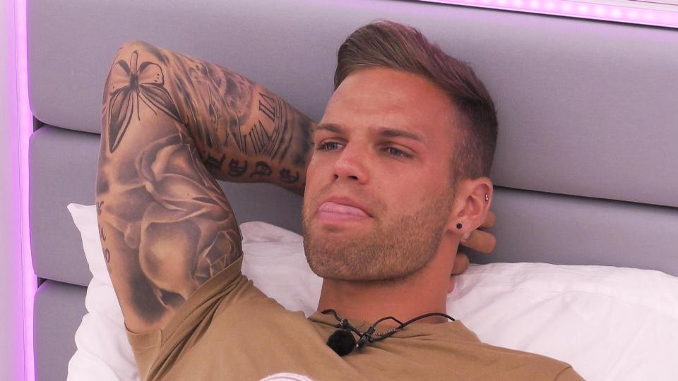  Love Island's Dominic Lever has threatened to quit the show