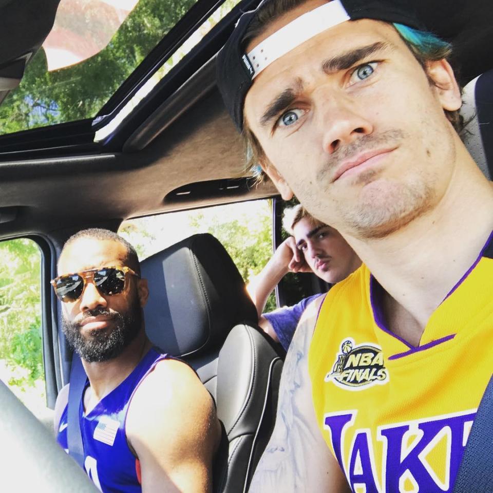  Lacazette and Griezmann on holiday in LA