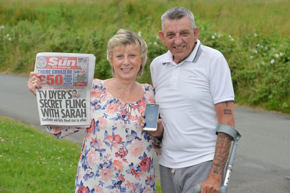  Debbie and Paul fell in love while reading the Sun