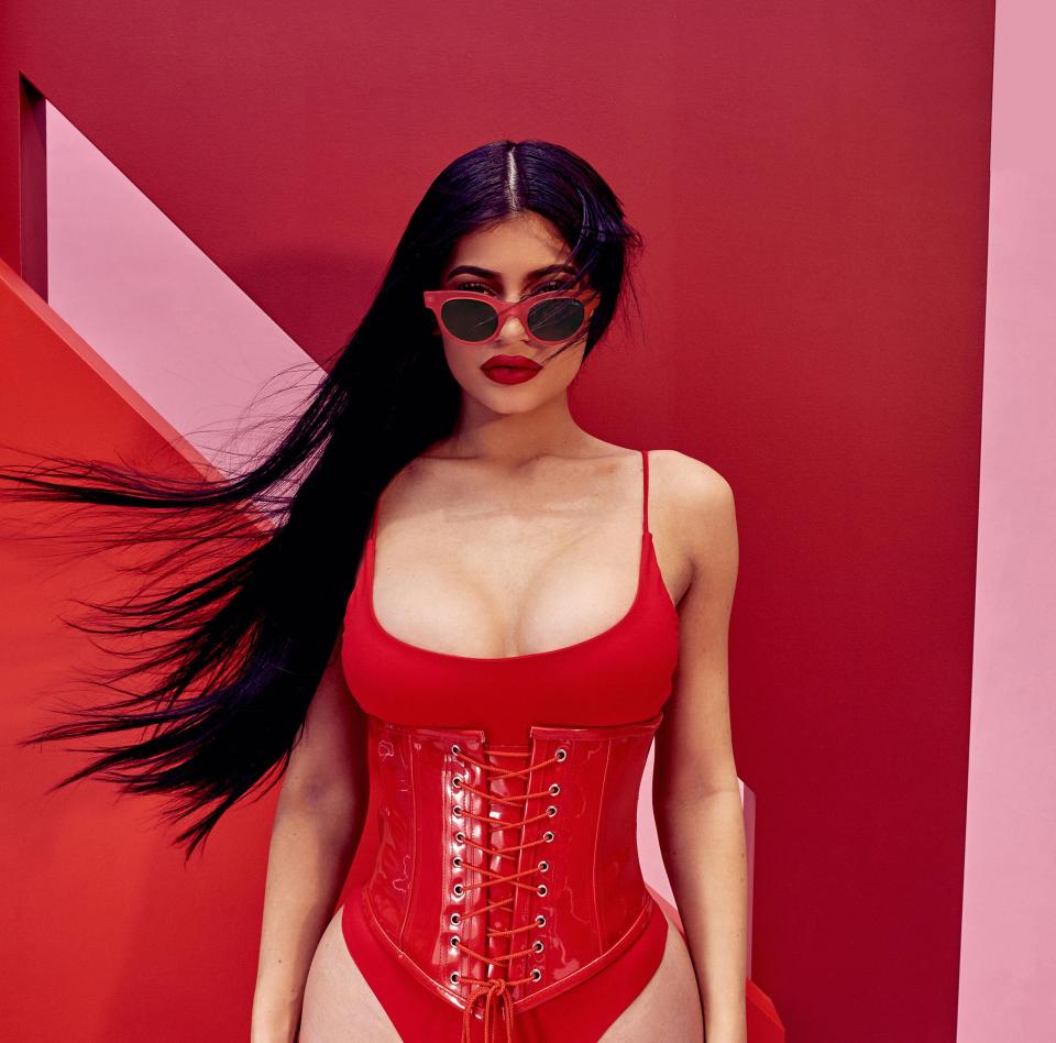  Kylie Jenner has shown off her new sunglasses collection with a series of sexy poses