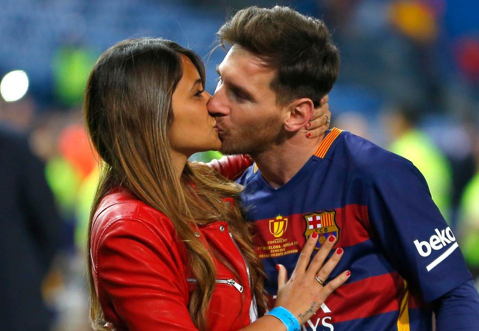  Antonela Roccuzzo and Lionel Messi are getting married in couple's hometown