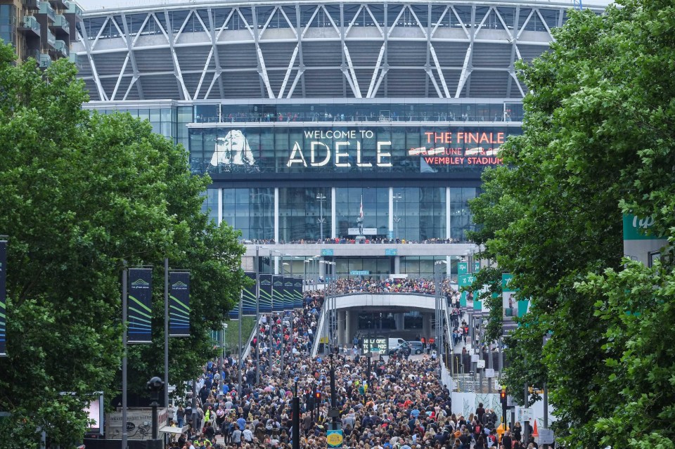 Almost 100,000 fans packed into the football stadium to see Adele perform last night