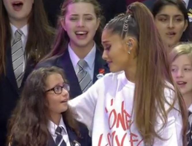  Ariana was among the thousands who shed tears during the emotional rendition made in tribute to the victims of terror