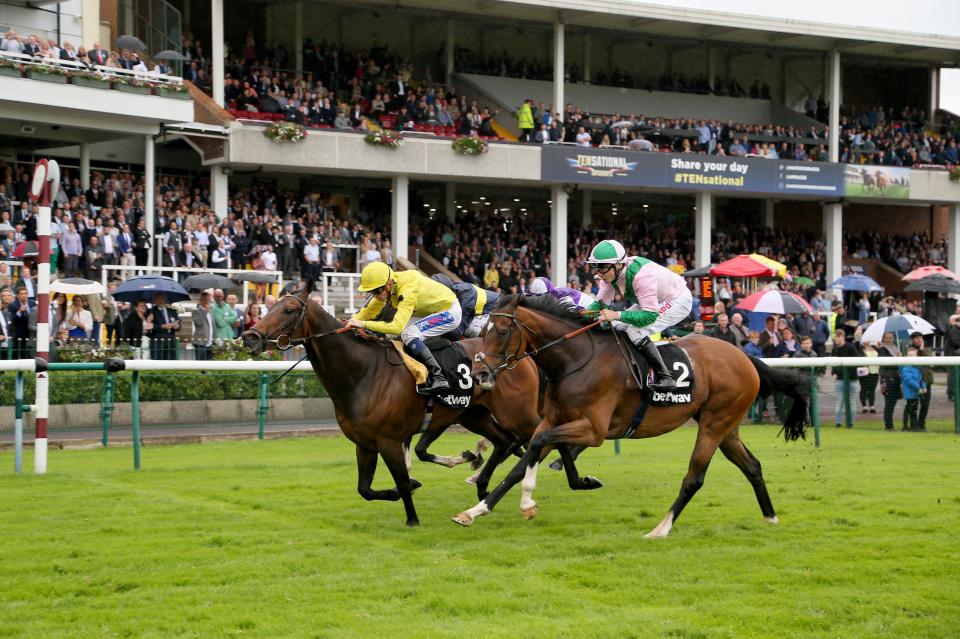  Absolutely So (yellow silks) held on from Jallota to win the John of Gaunt Stakes