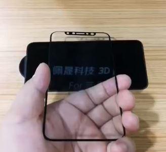  This image which was leaked yesterday allegedly shows an accessory for the upcoming iPhone 8