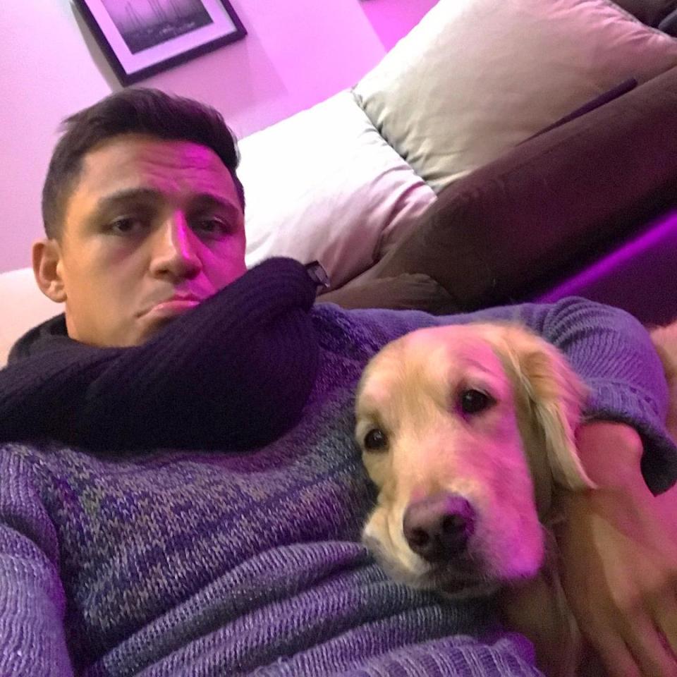  Alexis Sanchez claimed he was ill on his Instagram account