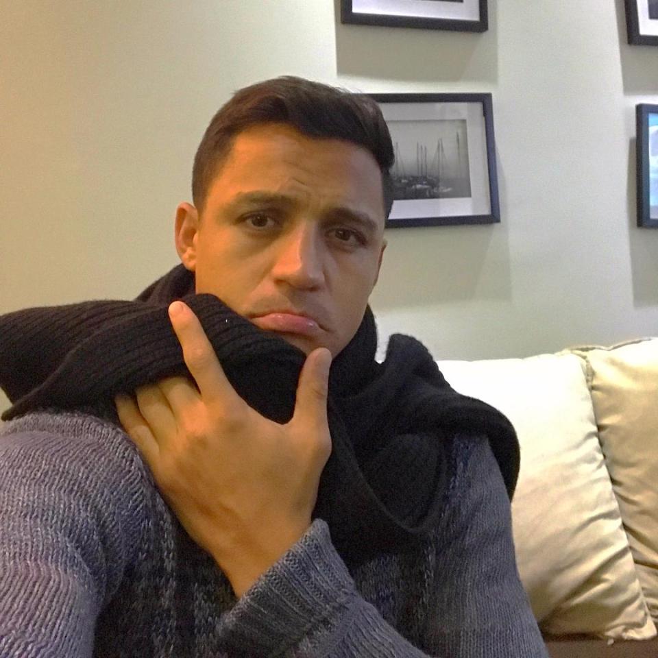  Alexis Sanchez was expected to return to training with Arsenal this weekend