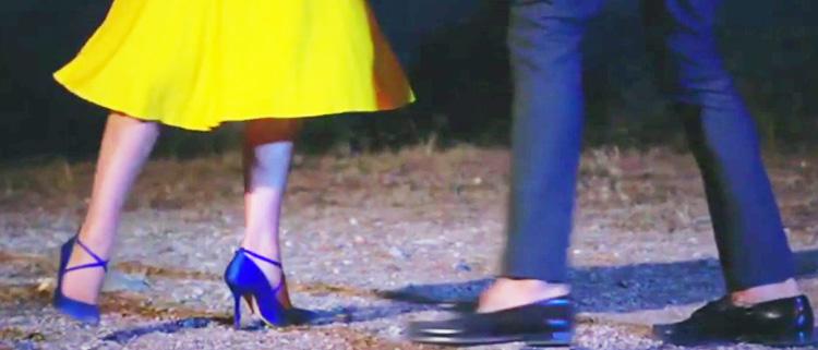  Love Island's Camilla had a huge rock wedge in her shoe last night