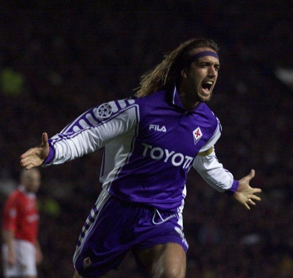  Gabriel Batistuta scored home and away against Manchester United in 1999